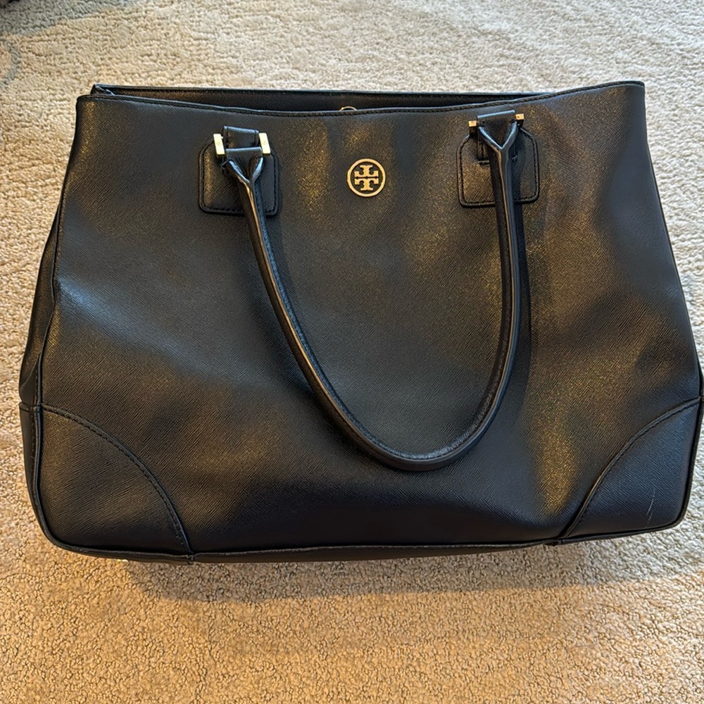 Tory Burch Black Robinson Tote